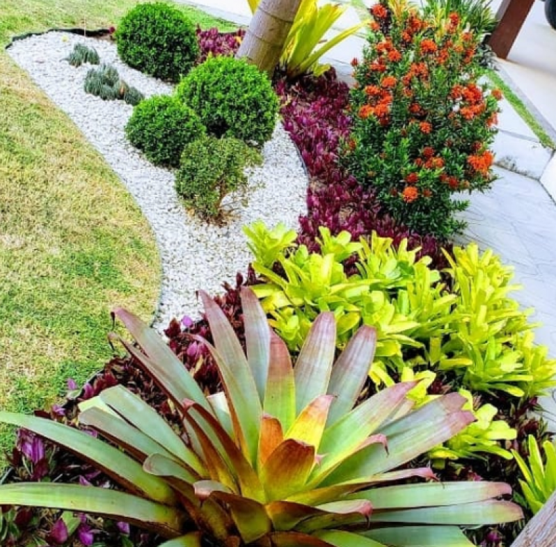Empresa de Serviço Jardinagem e Paisagismo Jardim Botânico - Empresas de Jardinagem para Condomínios Niterói