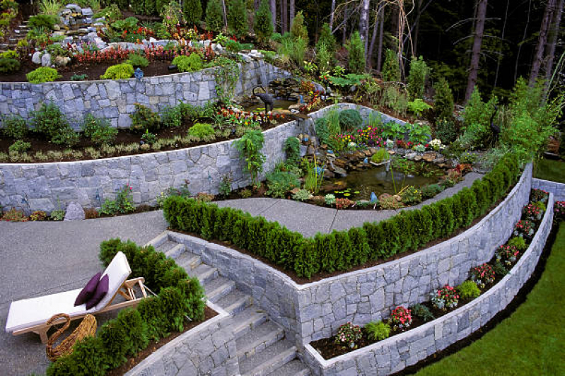 Reforma de Jardim Simples São Francisco - Reformas de Jardins Residenciais